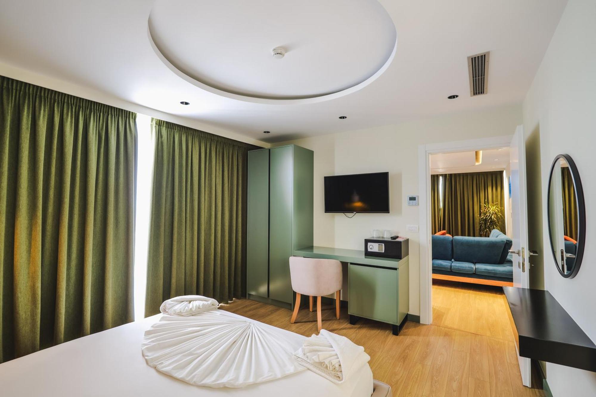 L'Amo Del Mare Hotel Ksamil Kültér fotó