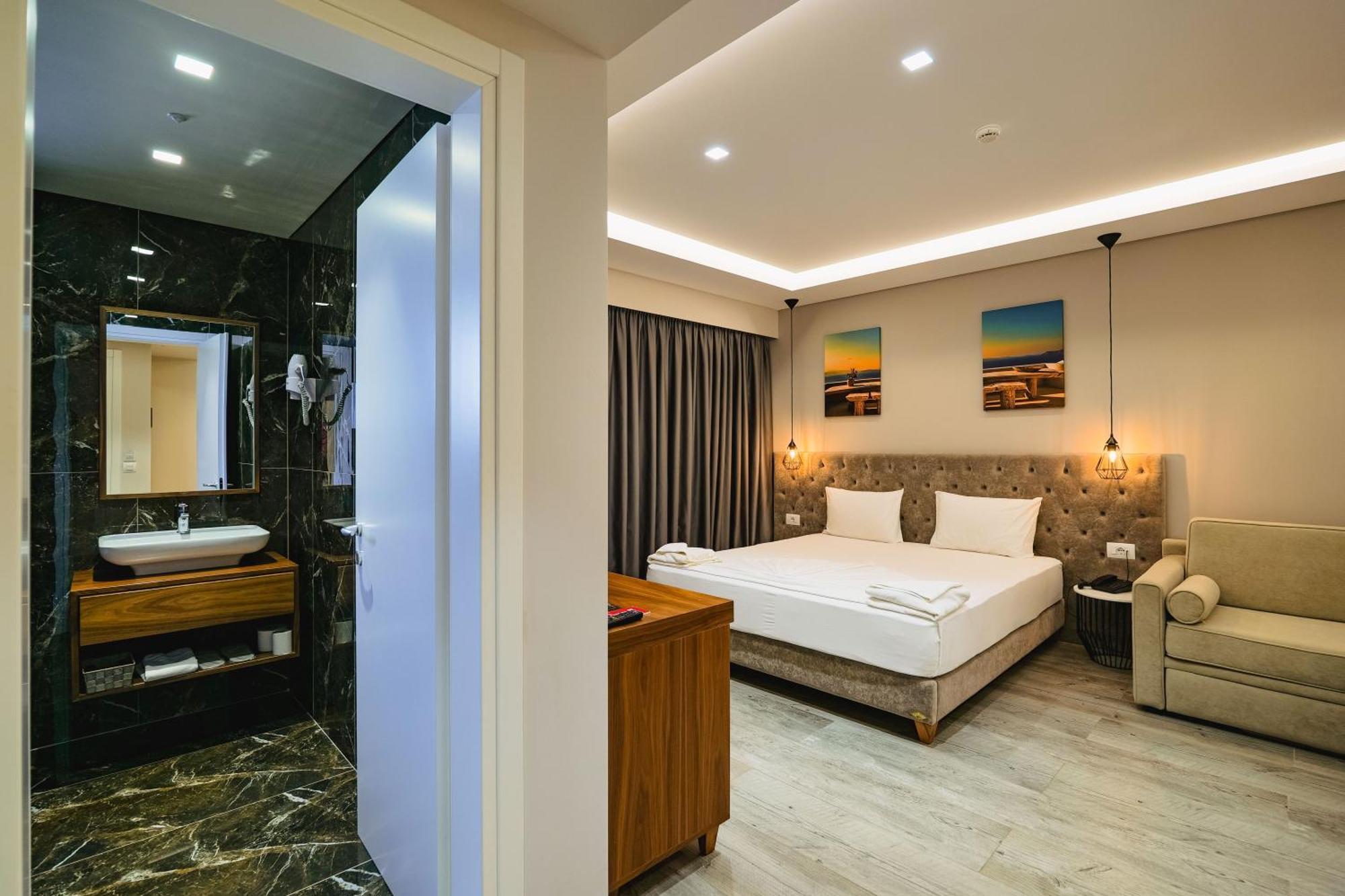 L'Amo Del Mare Hotel Ksamil Kültér fotó