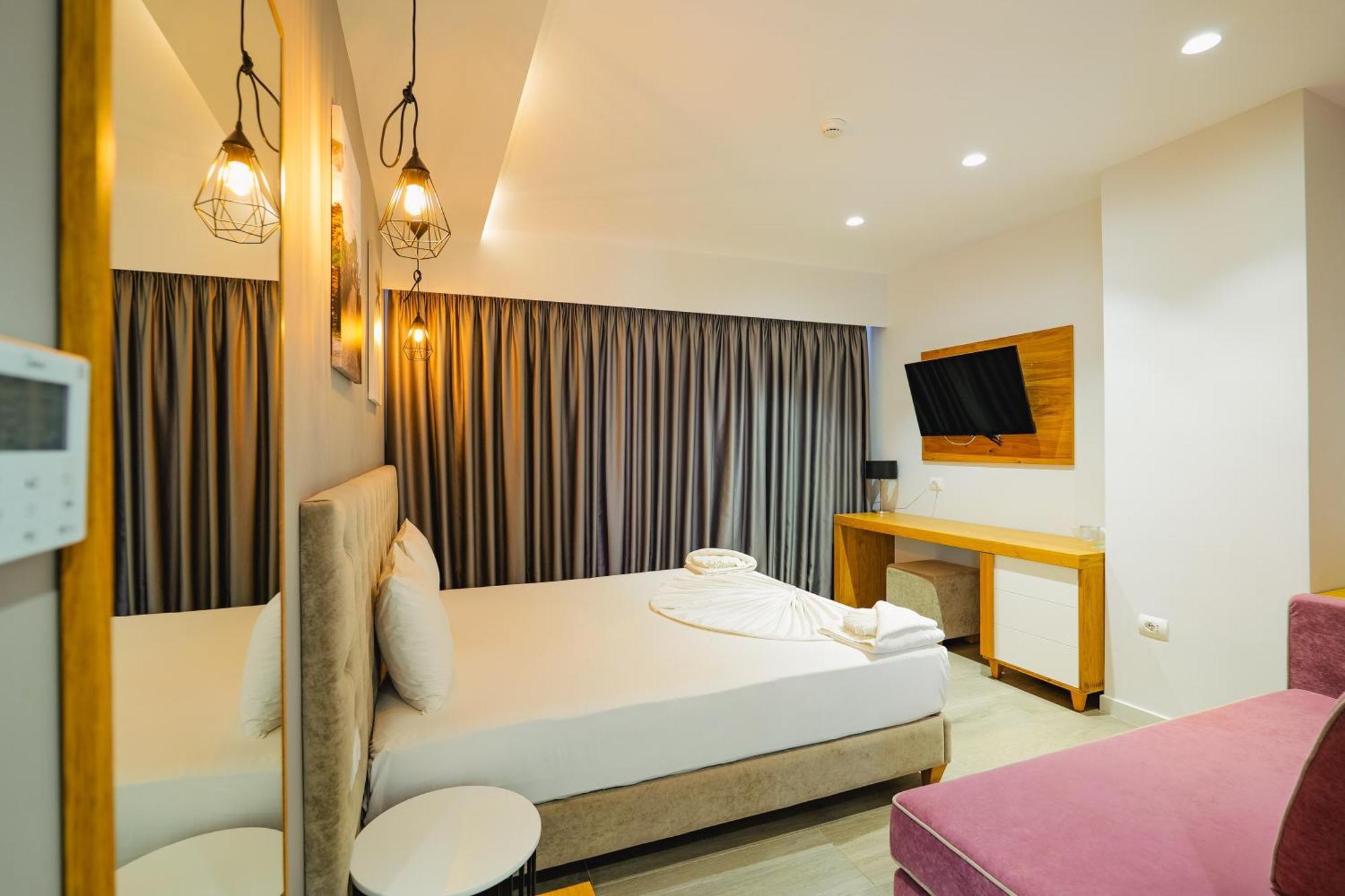 L'Amo Del Mare Hotel Ksamil Kültér fotó